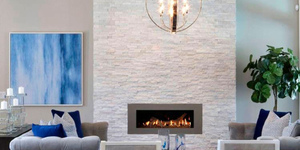 Отделка фасада камина из каменной 3D панели RKS SLATE Кварцит White Quartz Classic фото готового камина (14)