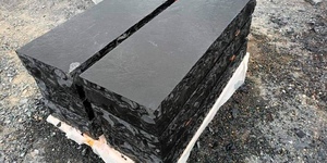 Бордюр поребрик ступень палисад Belgian Belgian Black из камня известняка от RKS SLATE (3)