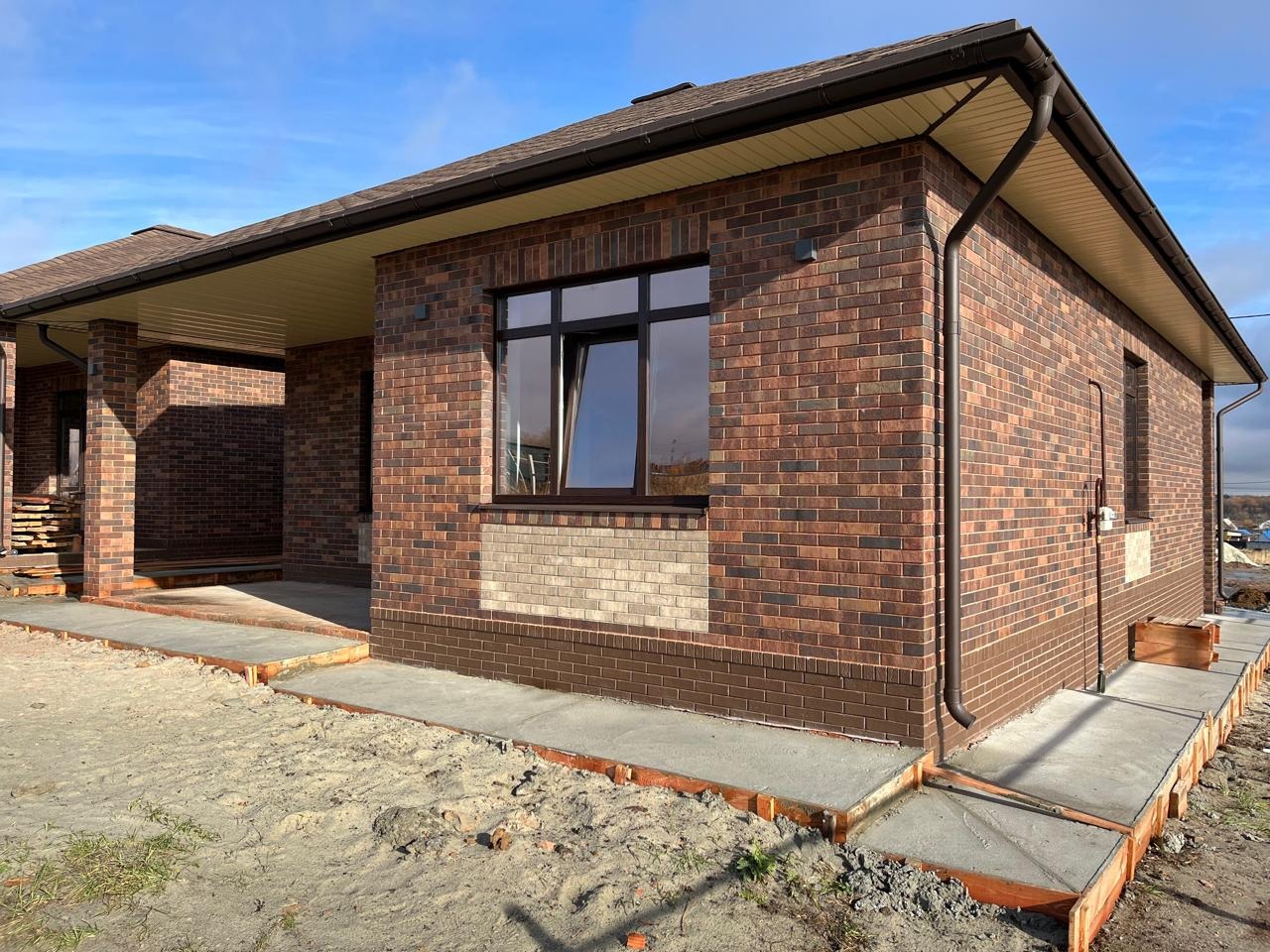 Клинкерный кирпич ЛСР "Мюнхен" коричневый, Береста 0.7НФ 4