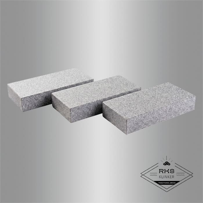 Гранитная брусчатка RKS SLATE Сильвер Пёрл, пиленая 200х100 мм в Москве