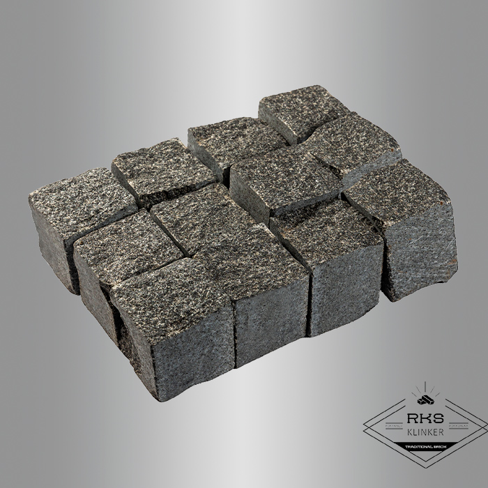 Гранитная брусчатка Габбро, Пилено-колотая, 50x50x50 мм в Москве