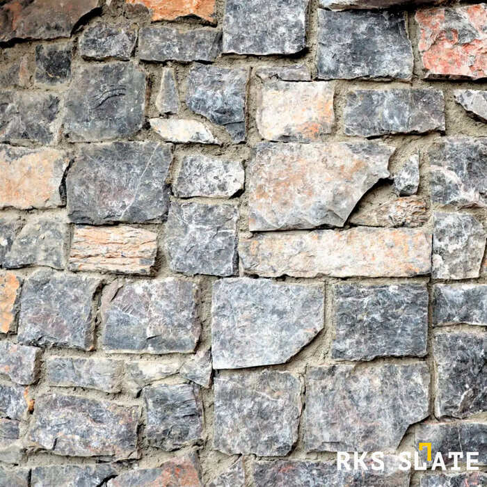 Фасадный облицовочный камень Black Marble Castle в Москве