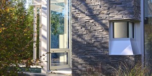Отделка фасада натуральным камнем заказать 3D панели RKS SLATE Сланец Jack Black Natural (2)